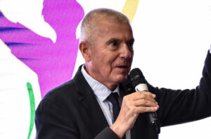 Prof. dr. Vasile Bogdan